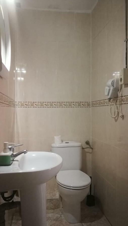 Youth Hostel - Central And Basic Drassanes バルセロナ エクステリア 写真