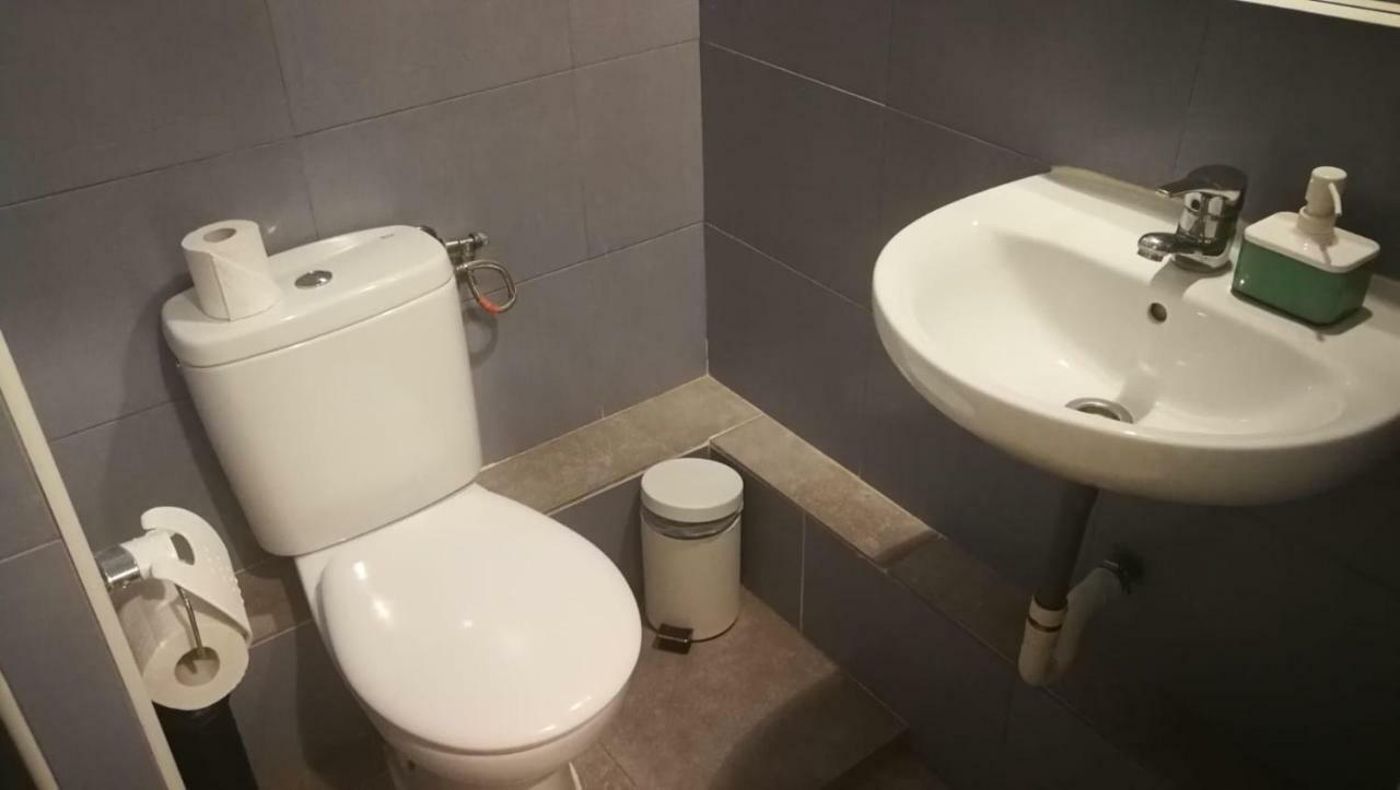 Youth Hostel - Central And Basic Drassanes バルセロナ エクステリア 写真